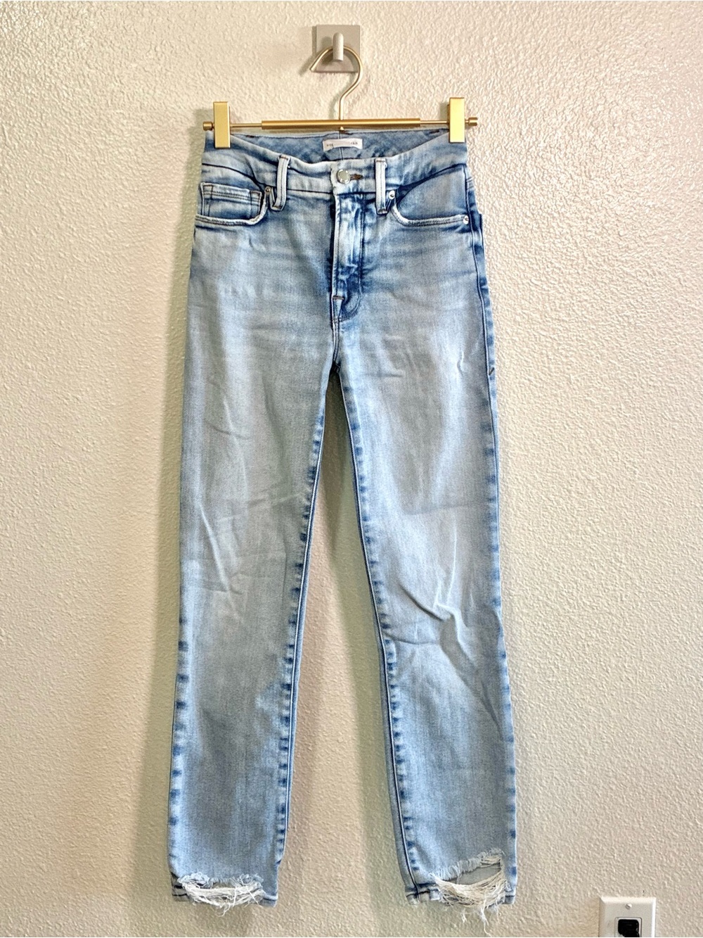 Good American Light Wash Distressed Hem Jeans Size 00 / 24